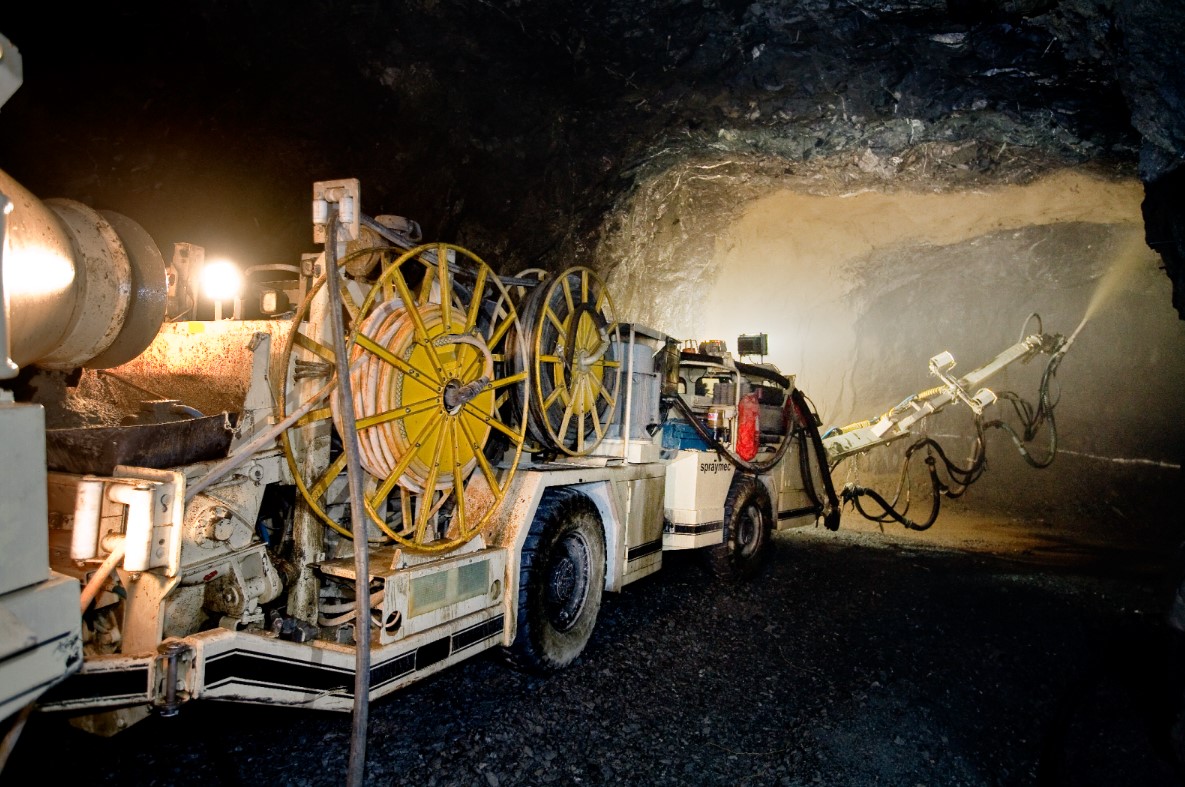 Spraying operations in a typical mine